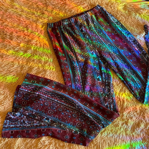 Love Riche Pants - Groovy paisley bell bottom flare pants
